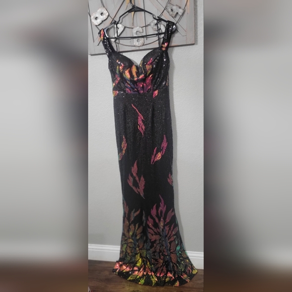 NWT-Love & Lemonade Sequin  Mermaid Gown Black Sweetheart Off Shoulder Size L - Picture 4 of 9